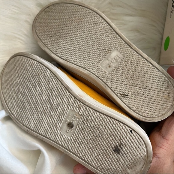 GUCCI YELLOW TAPE KIDS Sneakers (sz stamp 30) - Picture 15 of 16